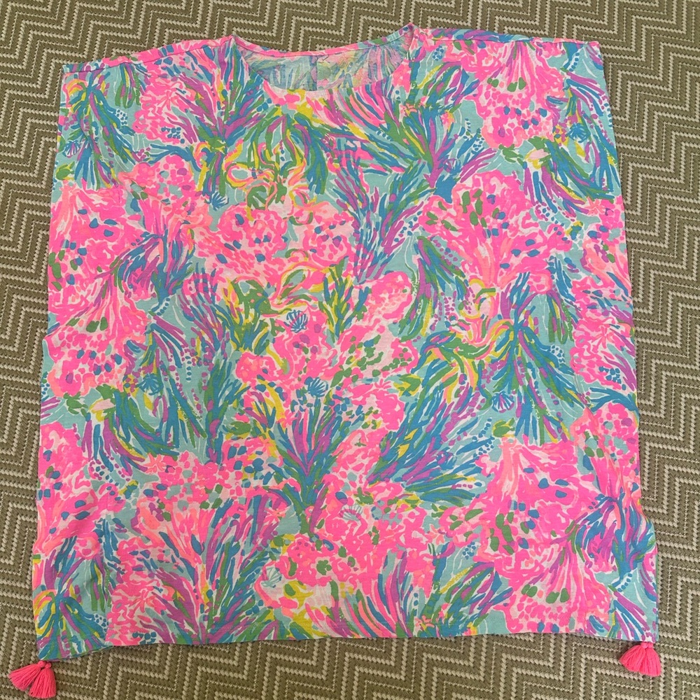 Lilly Pulitzer Colorful Shirt Sleeve Top / Swim Cover Up EUC Size L